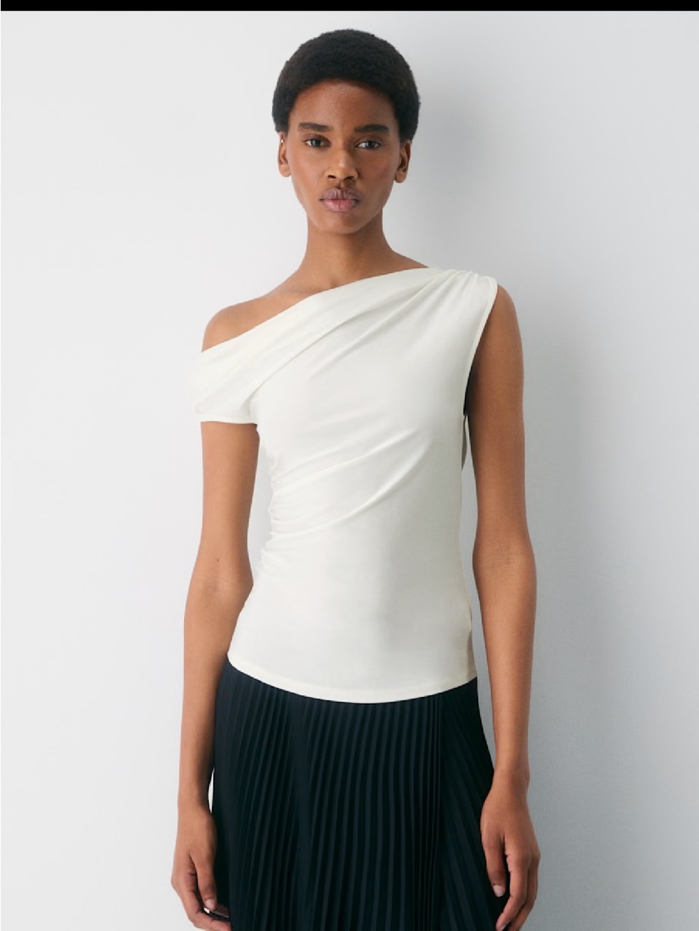 Aritzia Babaton Gallery Top